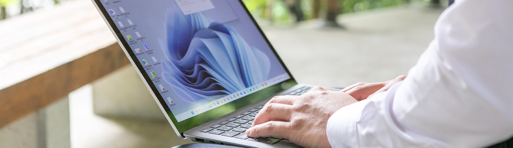 メインビジュアル